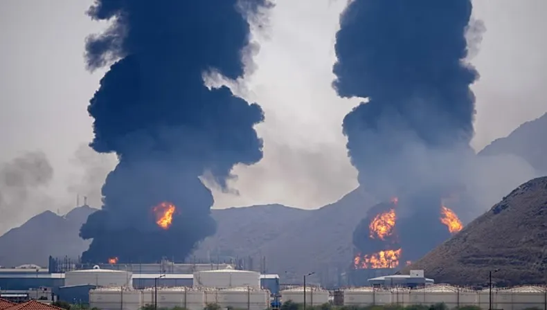 যেকোনো সময় আরব দেশগুলোর তেল শোধনাগারে হামলা চালাতে পারে ইরান